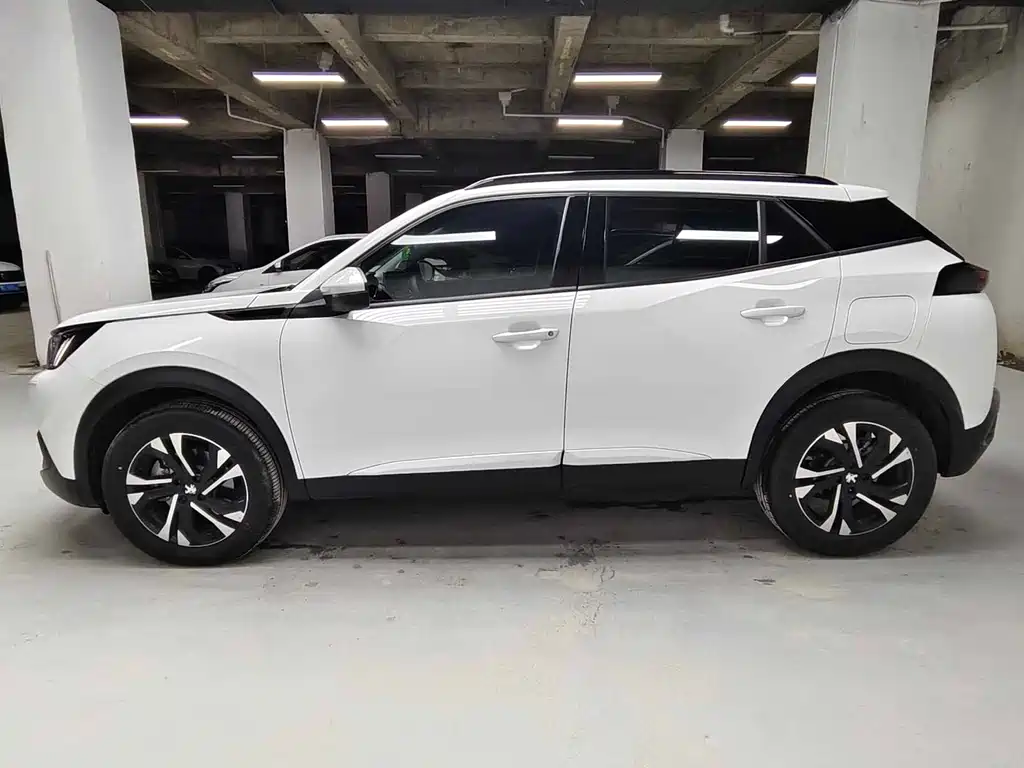 Peugeot 2008 2022 230 THP THE ONE