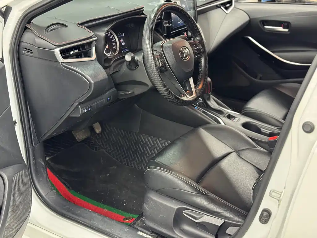 Levin Dual Engine 1.8 H E-CVT Luxury