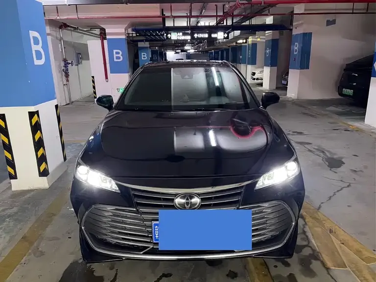 Toyota Avalon 2.0 L Luxury CN-VI