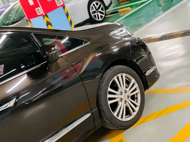 Honda Elysion 2.4 L Luxury