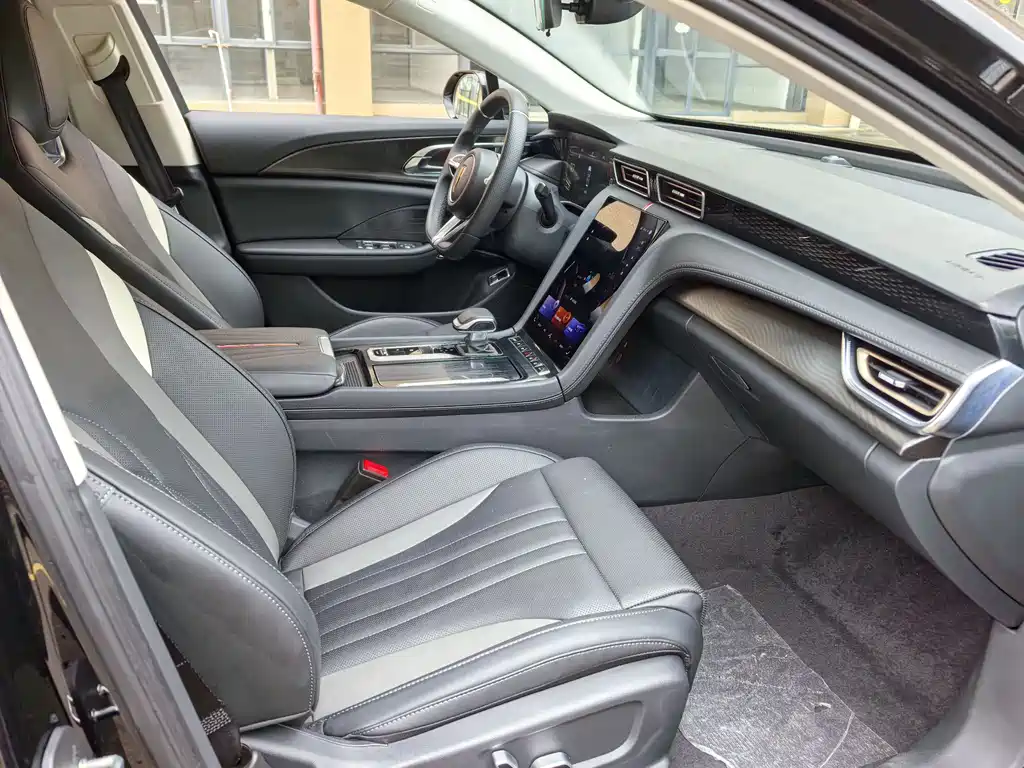 Hongqi H6 2.0 T Beauty
