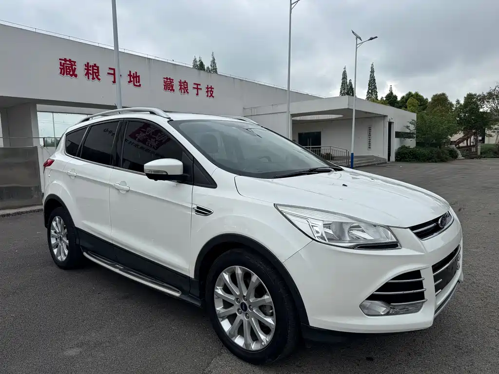 Kuga 1.5 L GTDi 2 WD Style