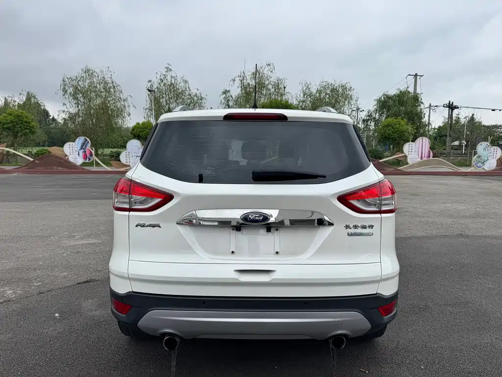 Kuga 1.5 L GTDi 2 WD Style