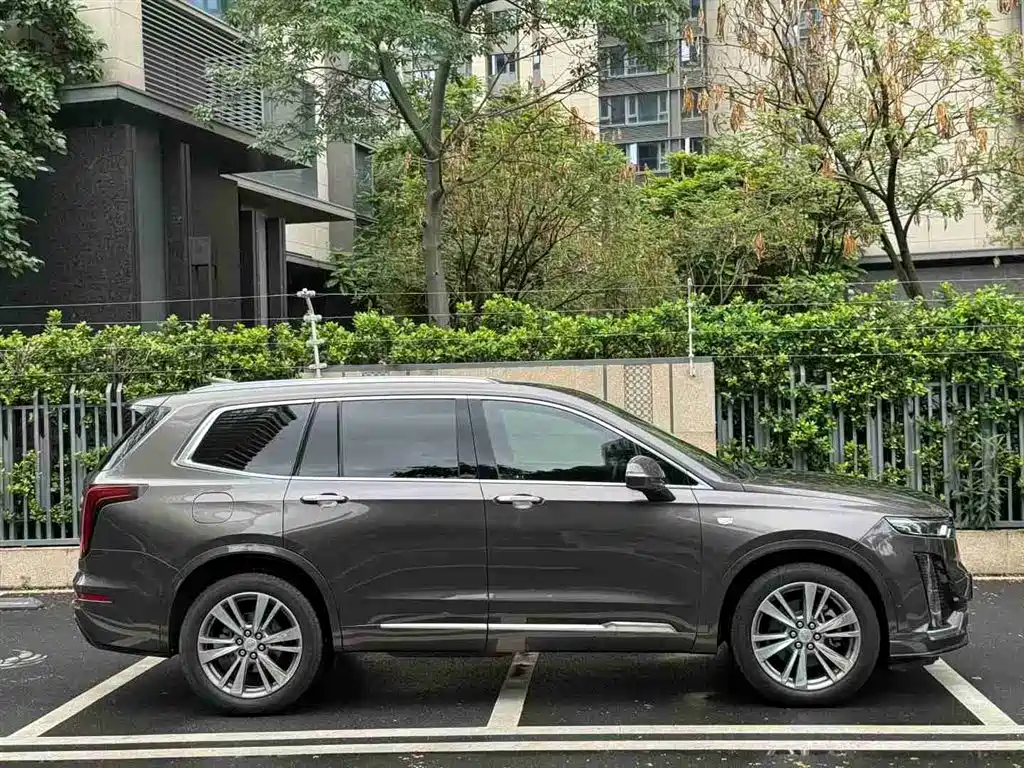 Cadillac XT6 28 T 6-seat 4 WD Luxury