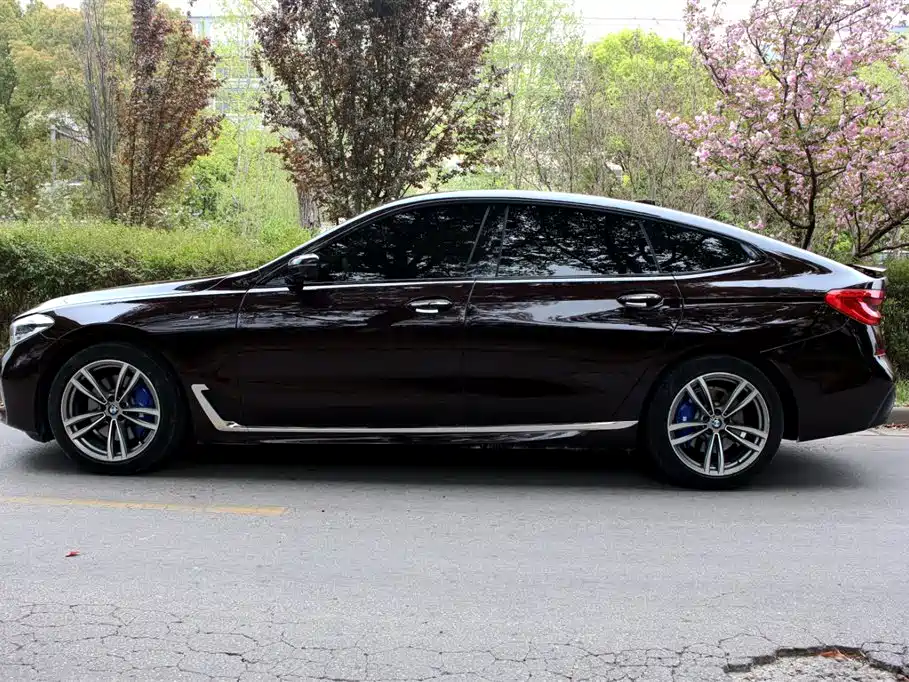 BMW 6 Series GT 630 i M Sport Package