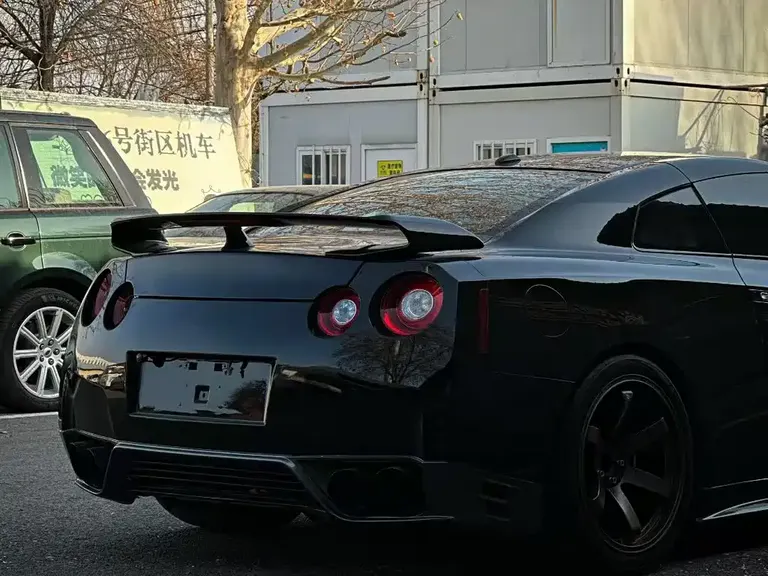 Nissan GT-R Basic