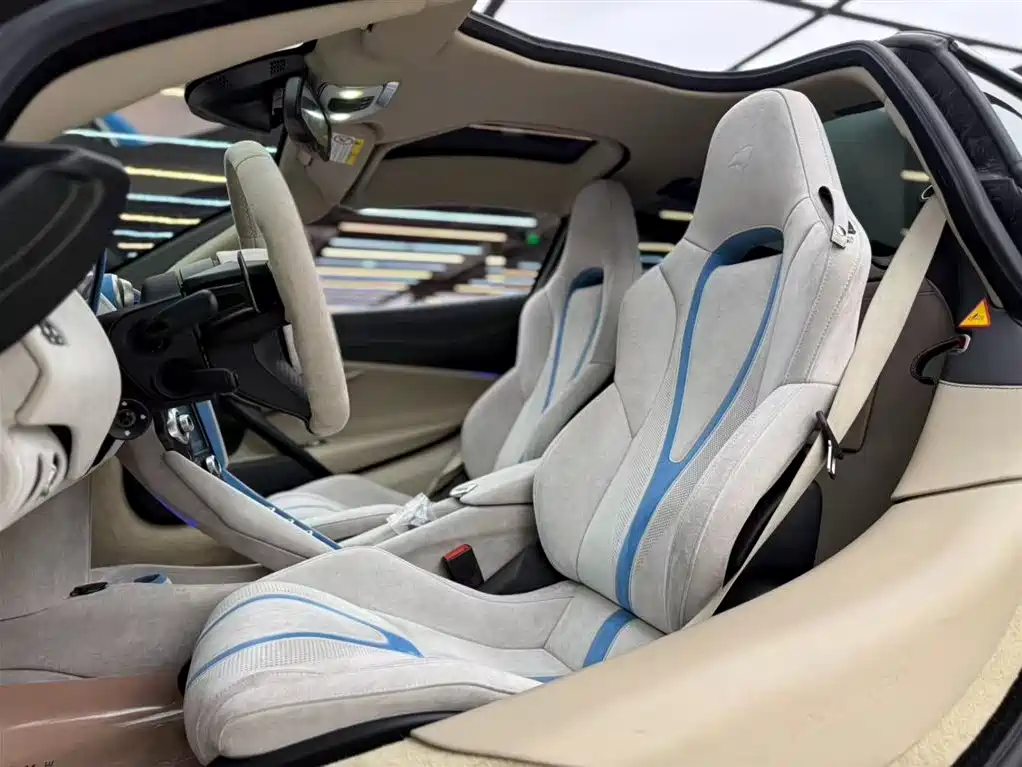 McLaren 720 S 4.0 T Coupe