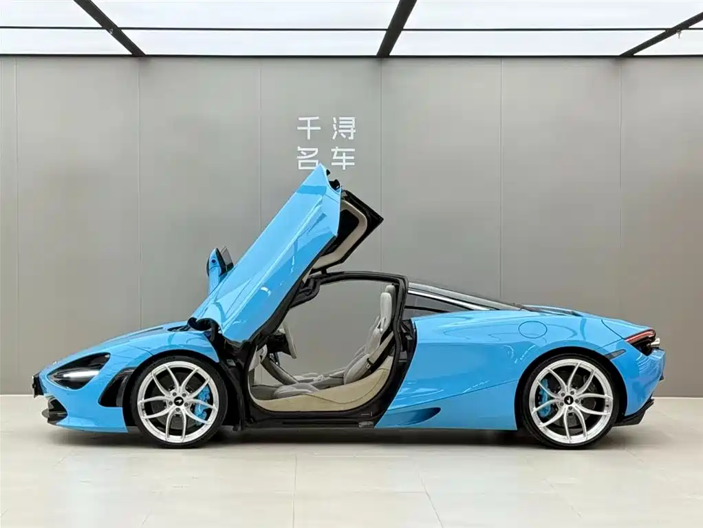 McLaren 720 S 4.0 T Coupe