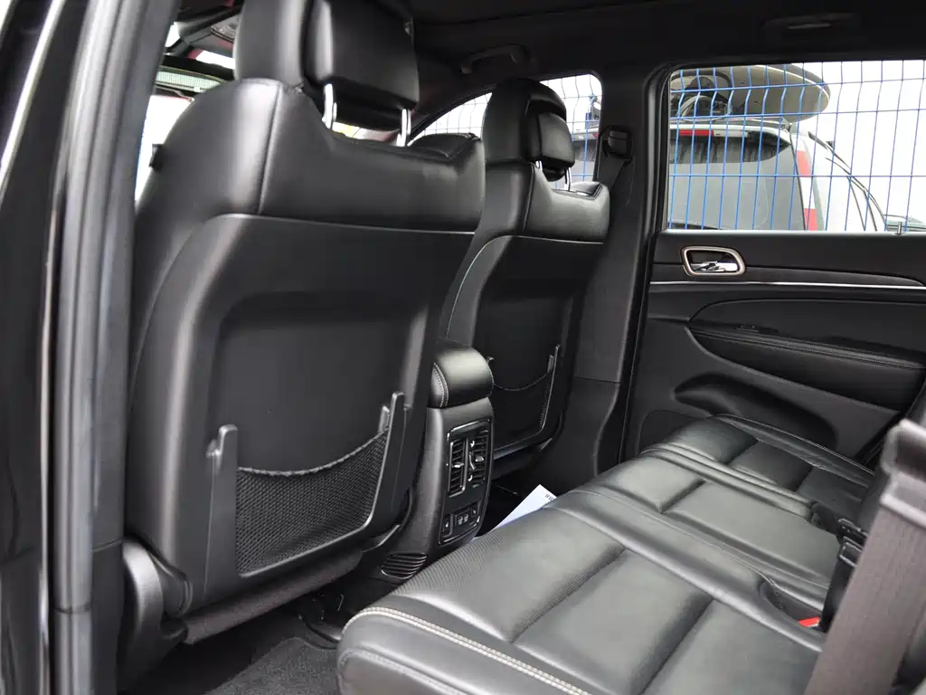 Grand Cherokee (Import) 3.6 L Elite Navigation