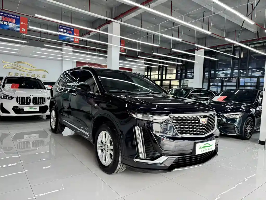 Cadillac XT6 2.0 T 7-seat 4 WD Style