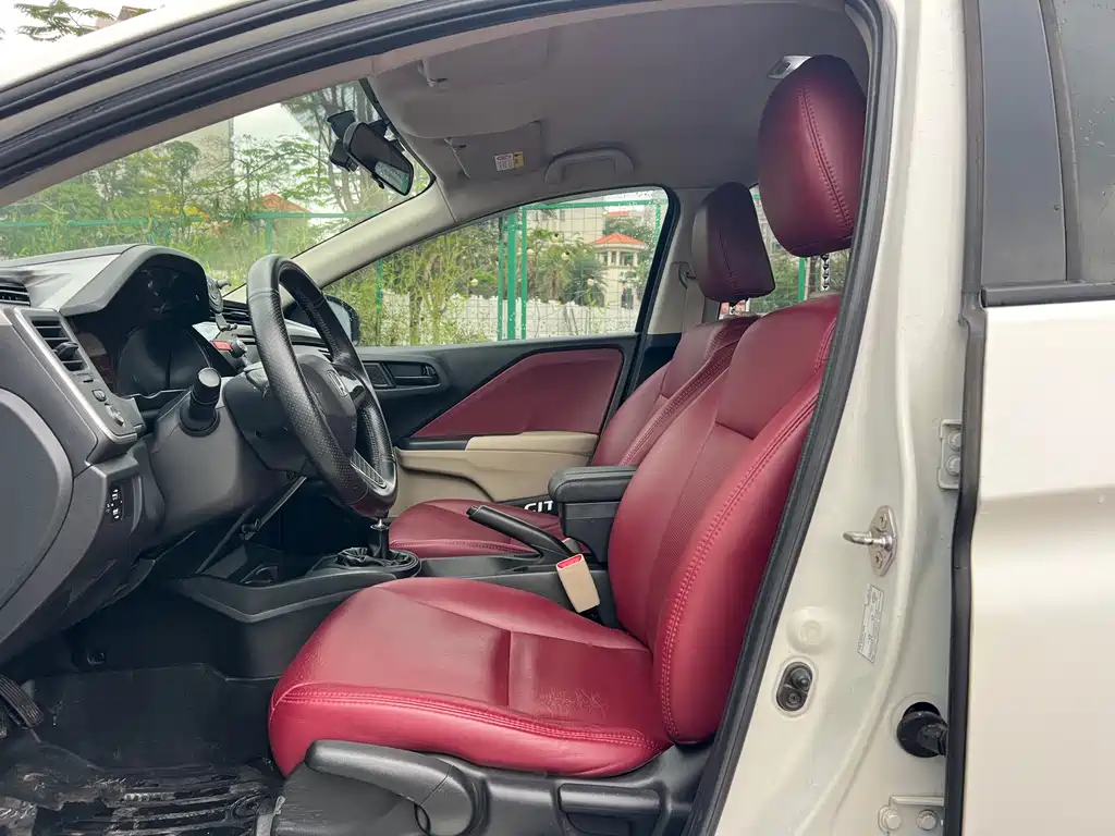 City 锋范 2017款 1.5 L 手动进取版