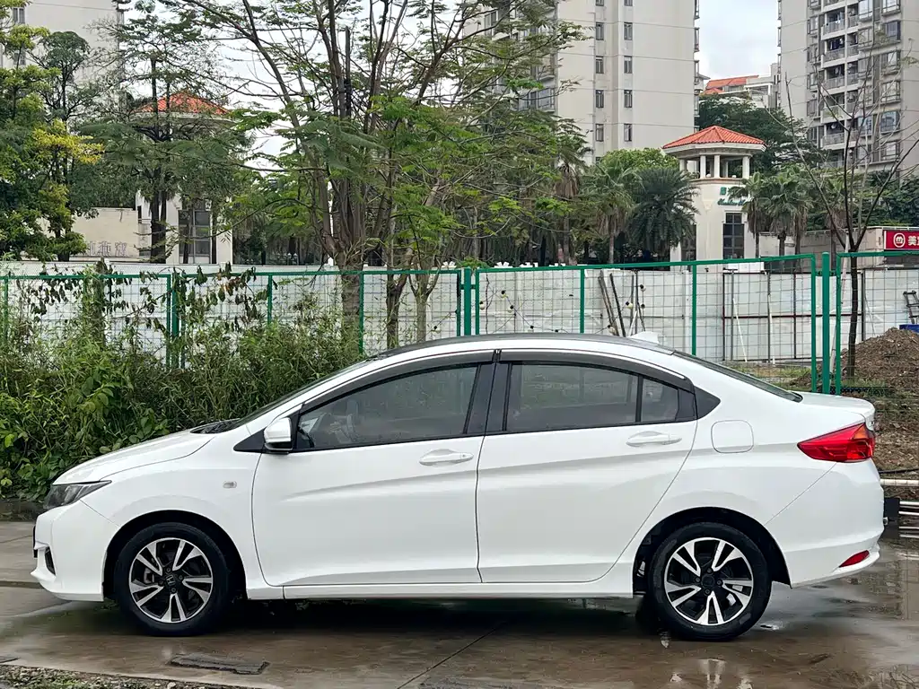 City 锋范 2017款 1.5 L 手动进取版