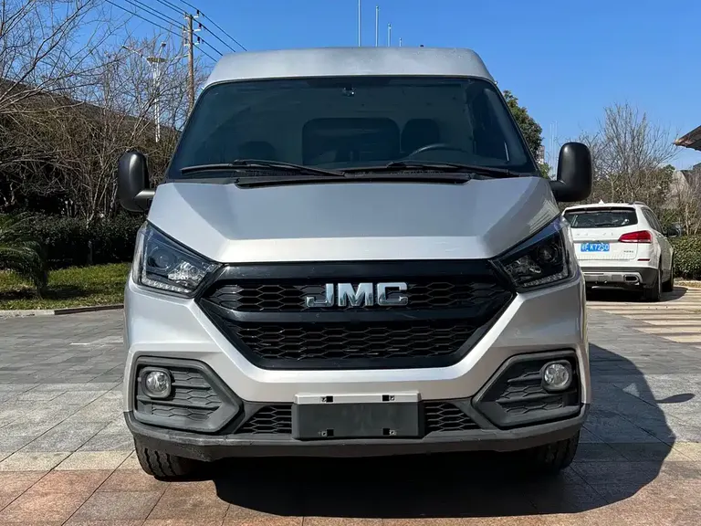 JMC Transit Custom 2.8 T Space King Taurus LWB Mid High Roof Rear Single Tire 3-seat Diesel CN-VI JX493