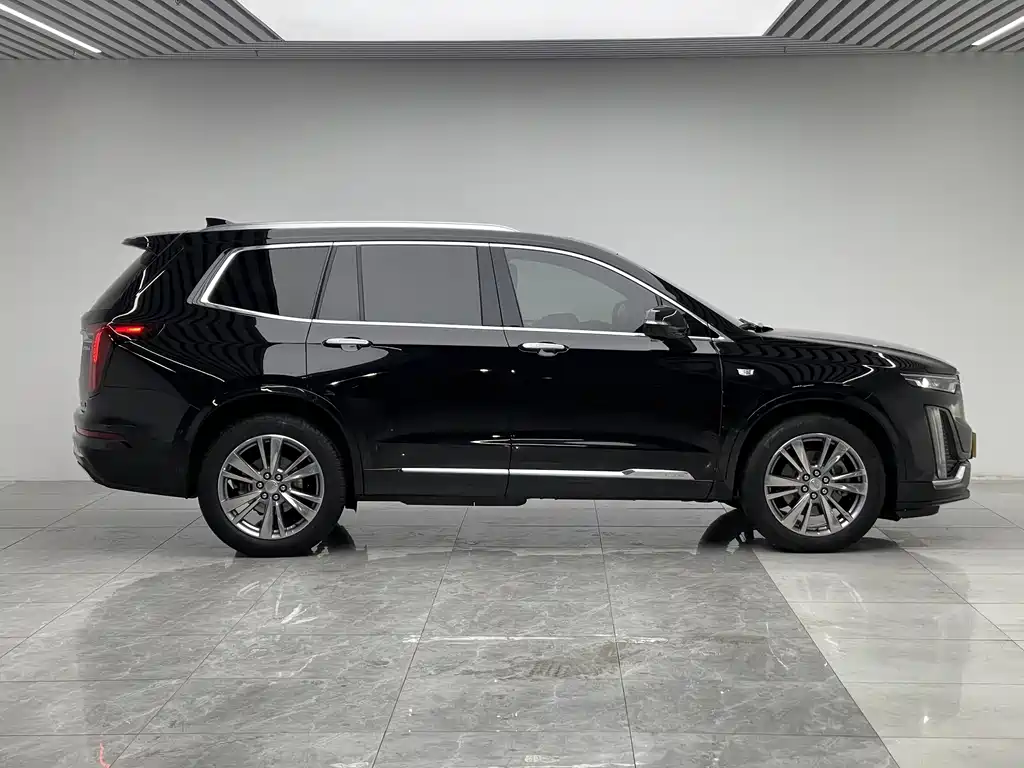 Cadillac XT6 28 T 7-seat 4 WD Luxury