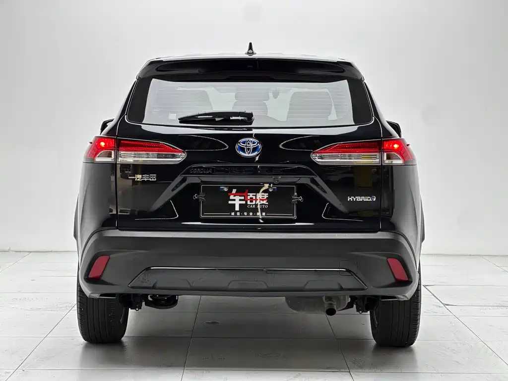 Corolla Cross Dual Engine 2.0 L Pioneer