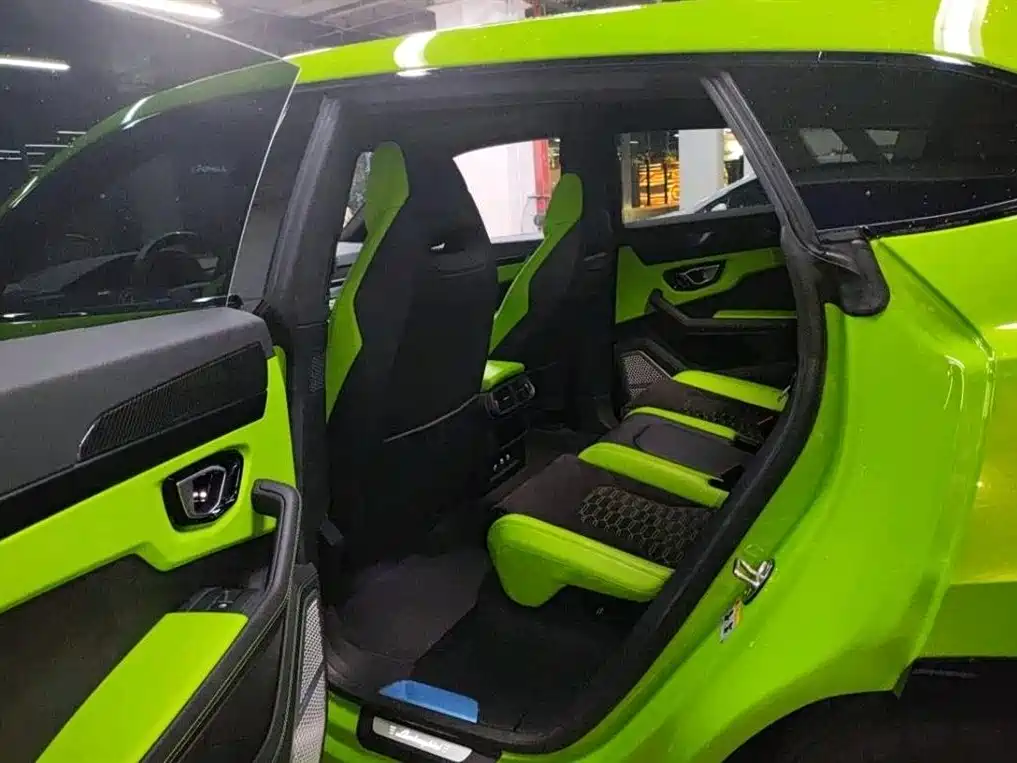 Urus 4.0 T V8