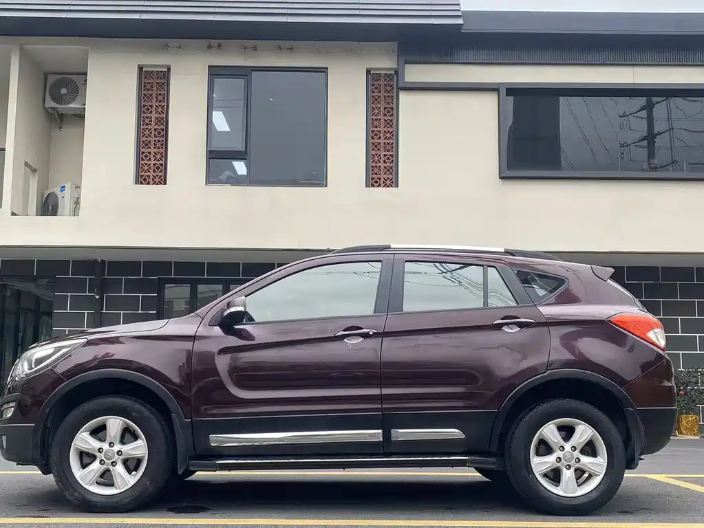 Haima S5 海马S5 2014款 1.6 L 手动智炫型
