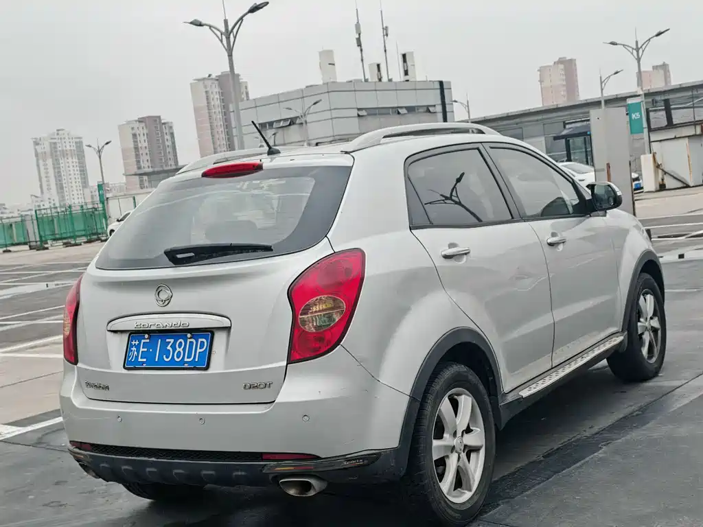Korando 柯兰多 2011款 2.0 T 柴油两驱自动精英导航版