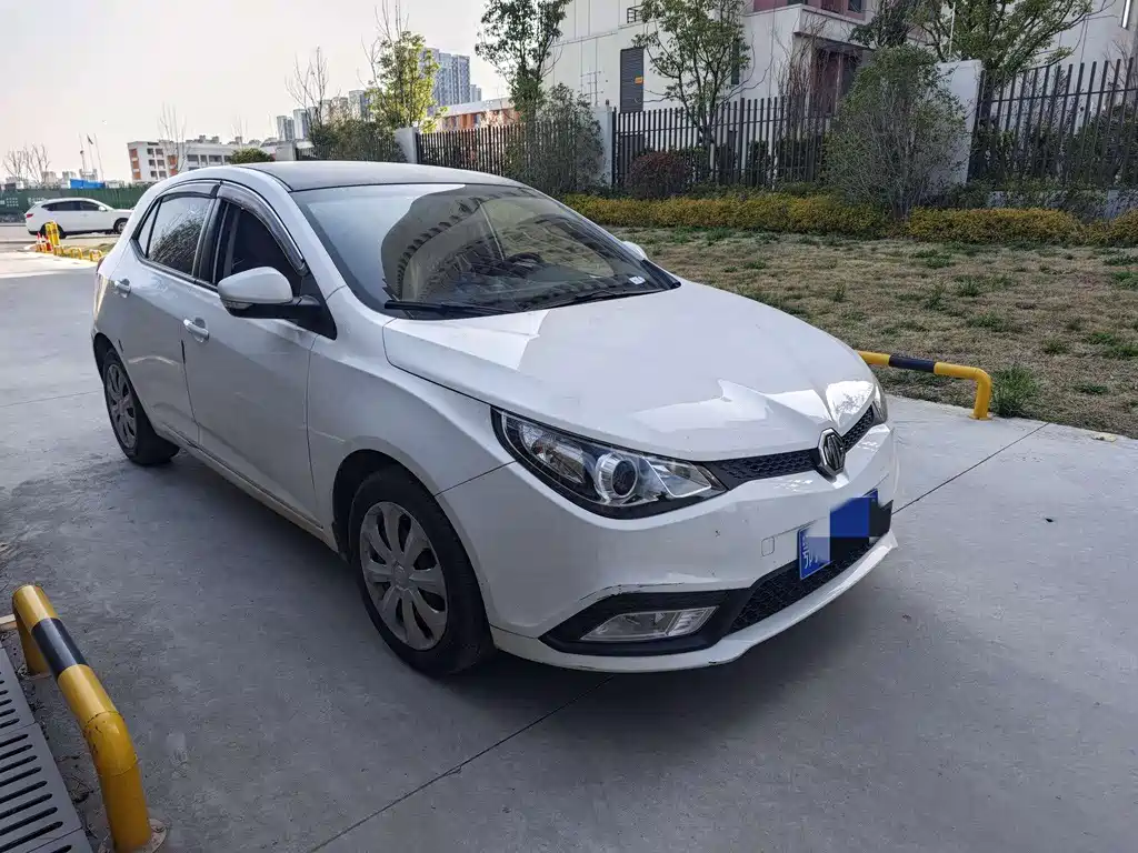 MG5 MG5 2015款 1.5 L 手动精英版