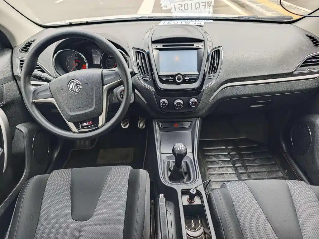 MG5 MG5 2015款 1.5 L 手动精英版