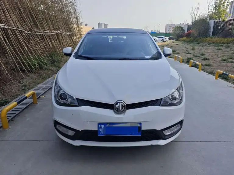 MG5 MG5 2015款 1.5 L 手动精英版