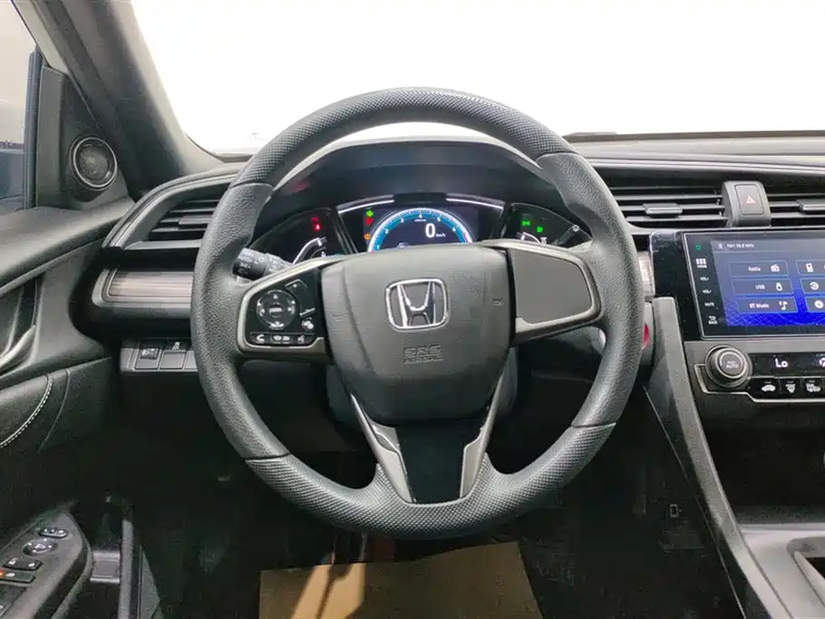 Civic HATCHBACK 220 TURBO CVT New Sharp Control