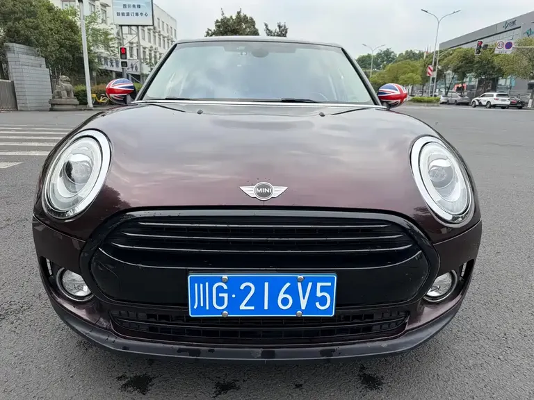 MINI CLUBMAN Facelift 1.5 T COOPER Connoisseur