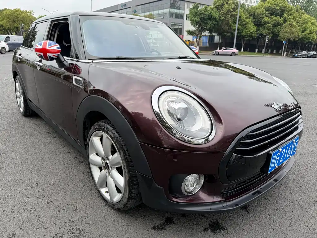MINI CLUBMAN Facelift 1.5 T COOPER Connoisseur
