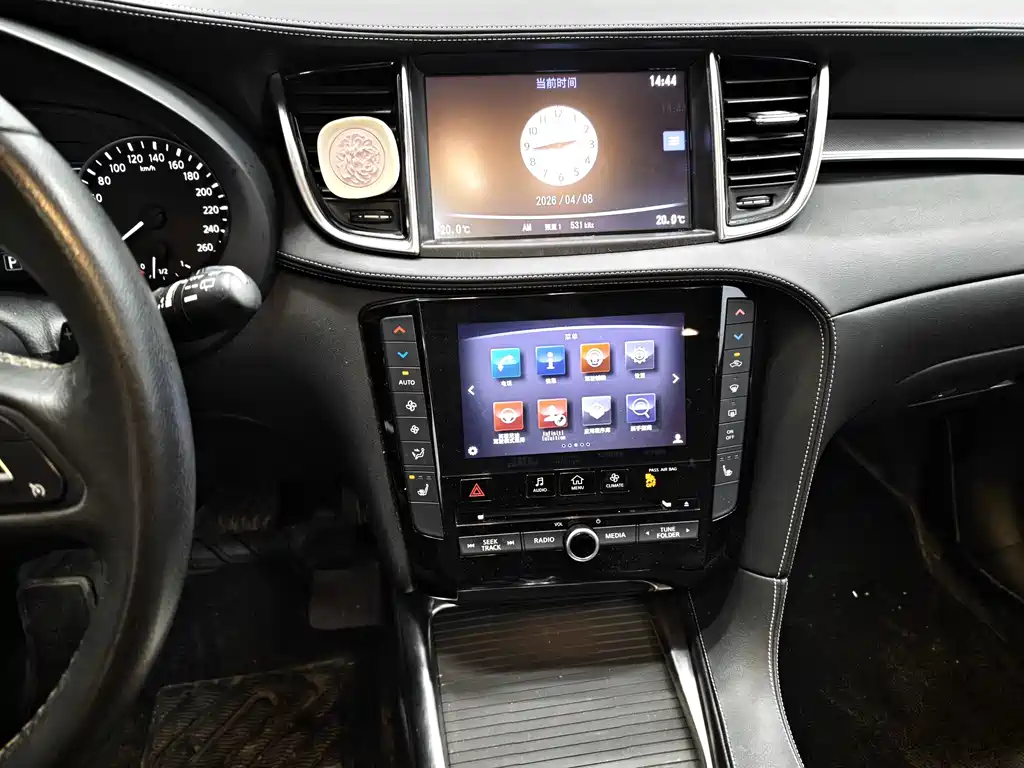 Infiniti QX50 2.0 T 2 WD Fashion