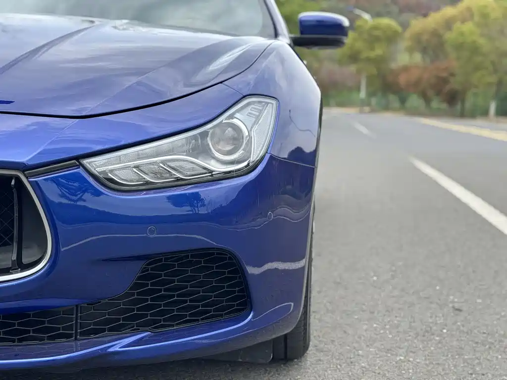 Ghibli 3.0 T Standard