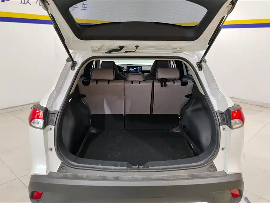 Corolla Cross 2.0 L Pioneer