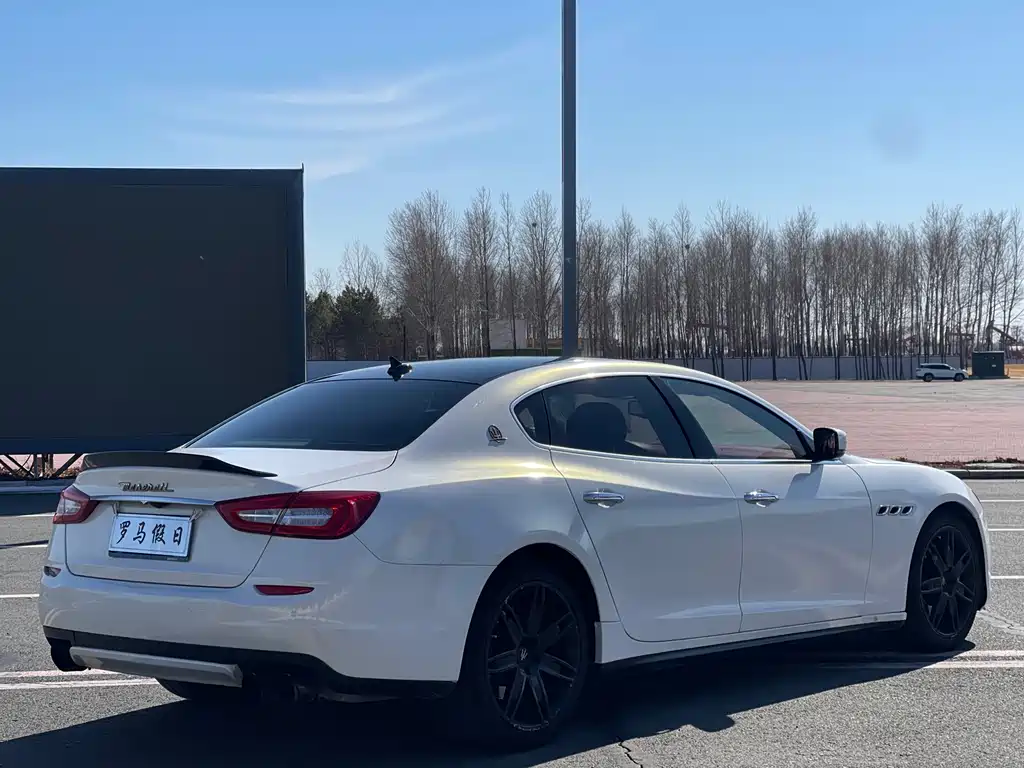Quattroporte 3.0 T Standard