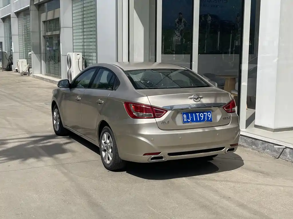 Family 福美来 2014款 M5 1.6 L 手动精英型