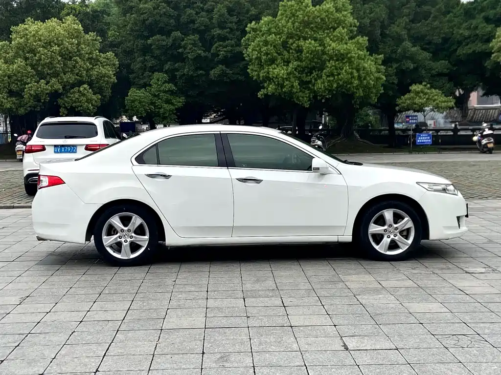 Spirior 2.4 L Luxury