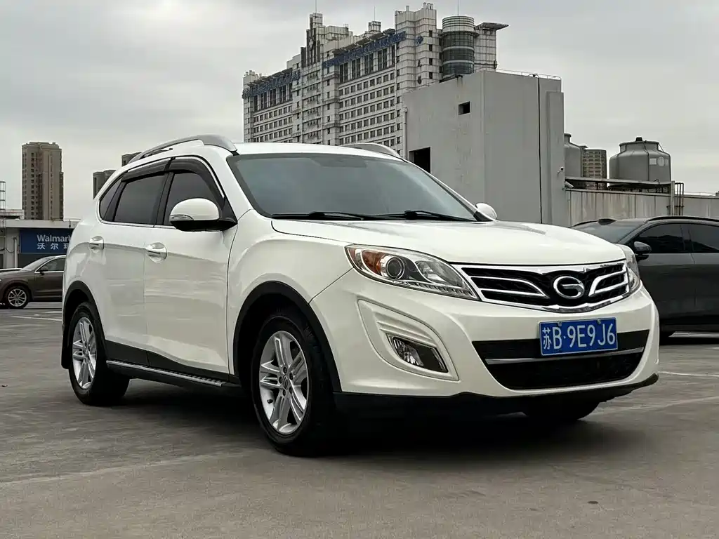 GAC Trumpchi GS5 2.0 L Auto 2 WD Anniversary