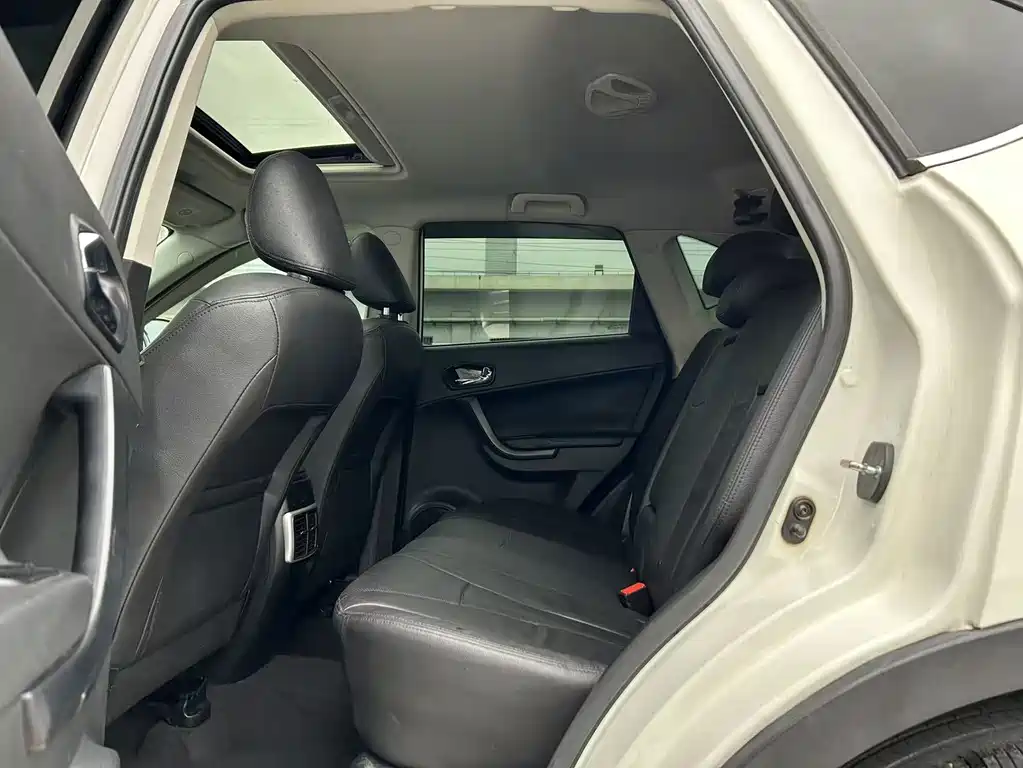 GAC Trumpchi GS5 2.0 L Auto 2 WD Anniversary