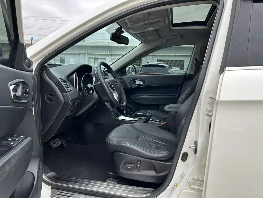 GAC Trumpchi GS5 2.0 L Auto 2 WD Anniversary