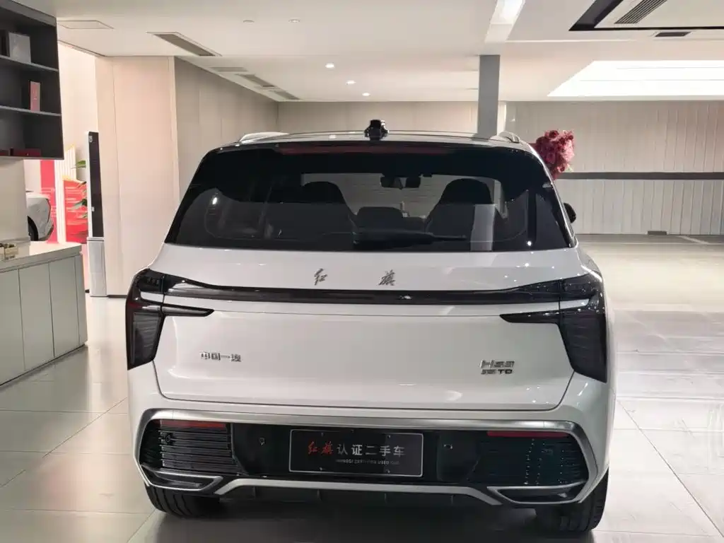 Hongqi HS3 1.5 T Good Deed
