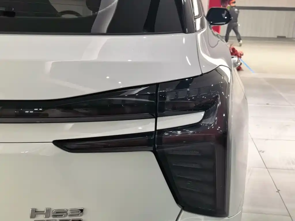 Hongqi HS3 1.5 T Good Deed
