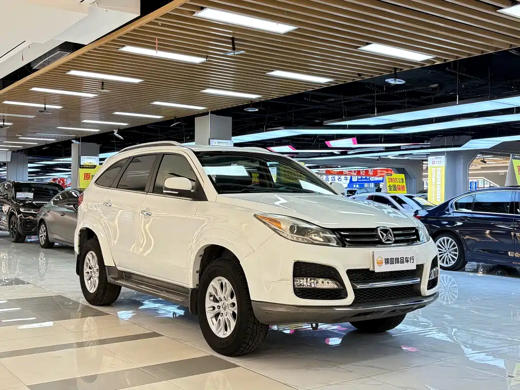 Yusheng S350 2.4 T Auto 2 WD Diesel Luxury 5-seat