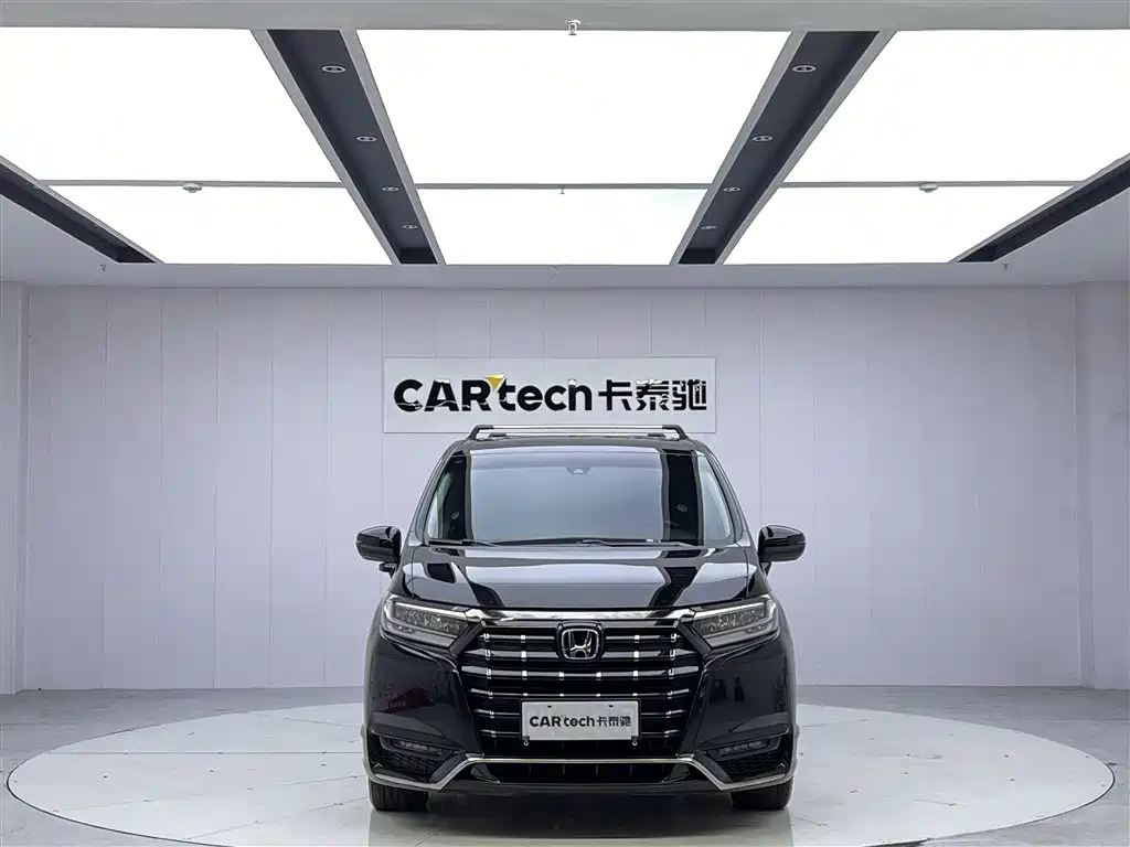 Elysion 2.0 L e:HEV Luxury