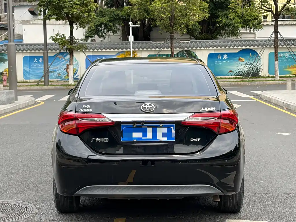 Levin Facelift 185 T CVT Elite CN-V
