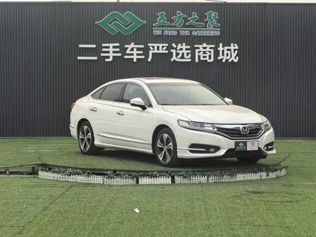 Spirior 2.4 L Distinguished