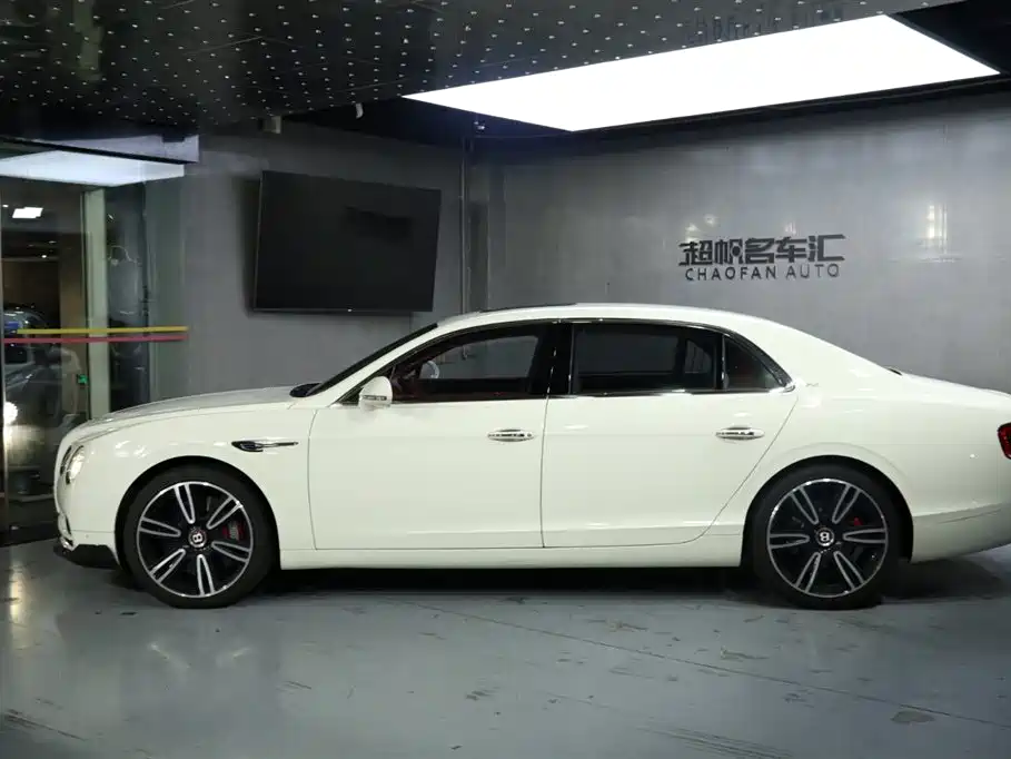 Flying Spur 4.0 T V8 S Standard