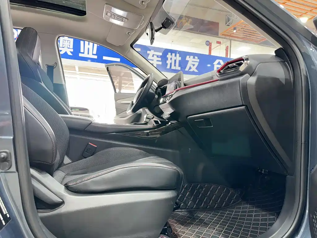 Changan Oshan X5 1.5 T DCT Flagship