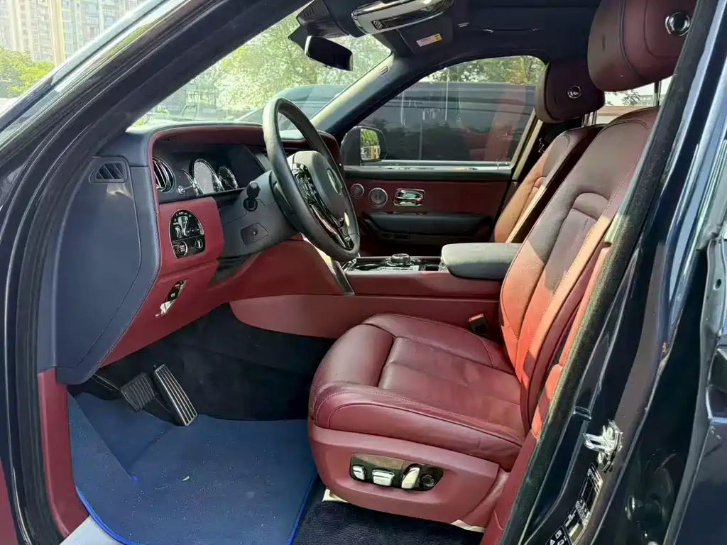 Cullinan 4-seat