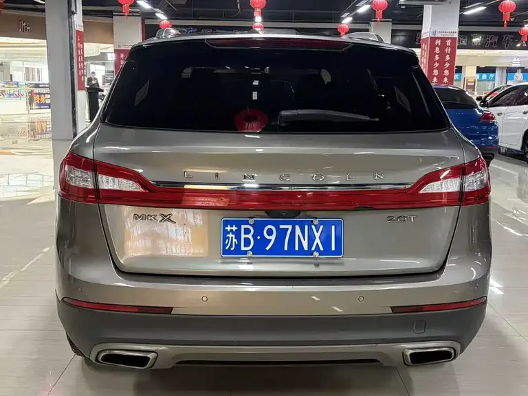 Lincoln MKX 2.0 T 2 WD Premium