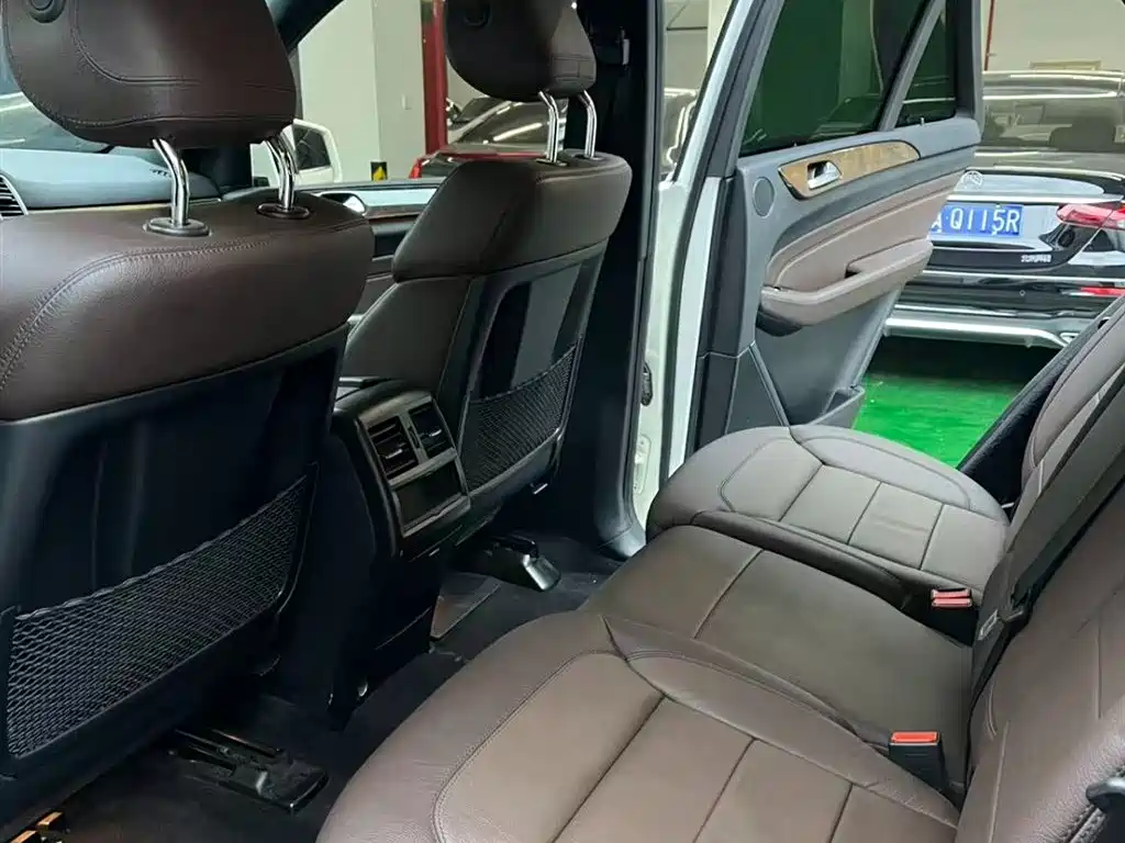 Mercedes-Benz M-Class ML 400 4 MATIC Luxury