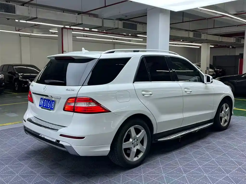 Mercedes-Benz M-Class ML 400 4 MATIC Luxury