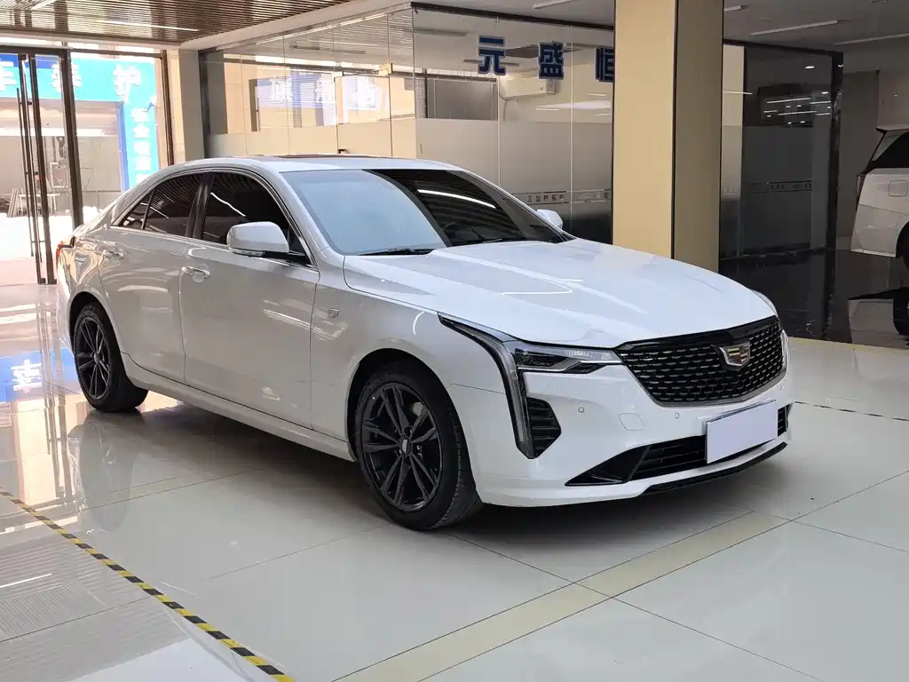 Cadillac CT4 28 T Luxury